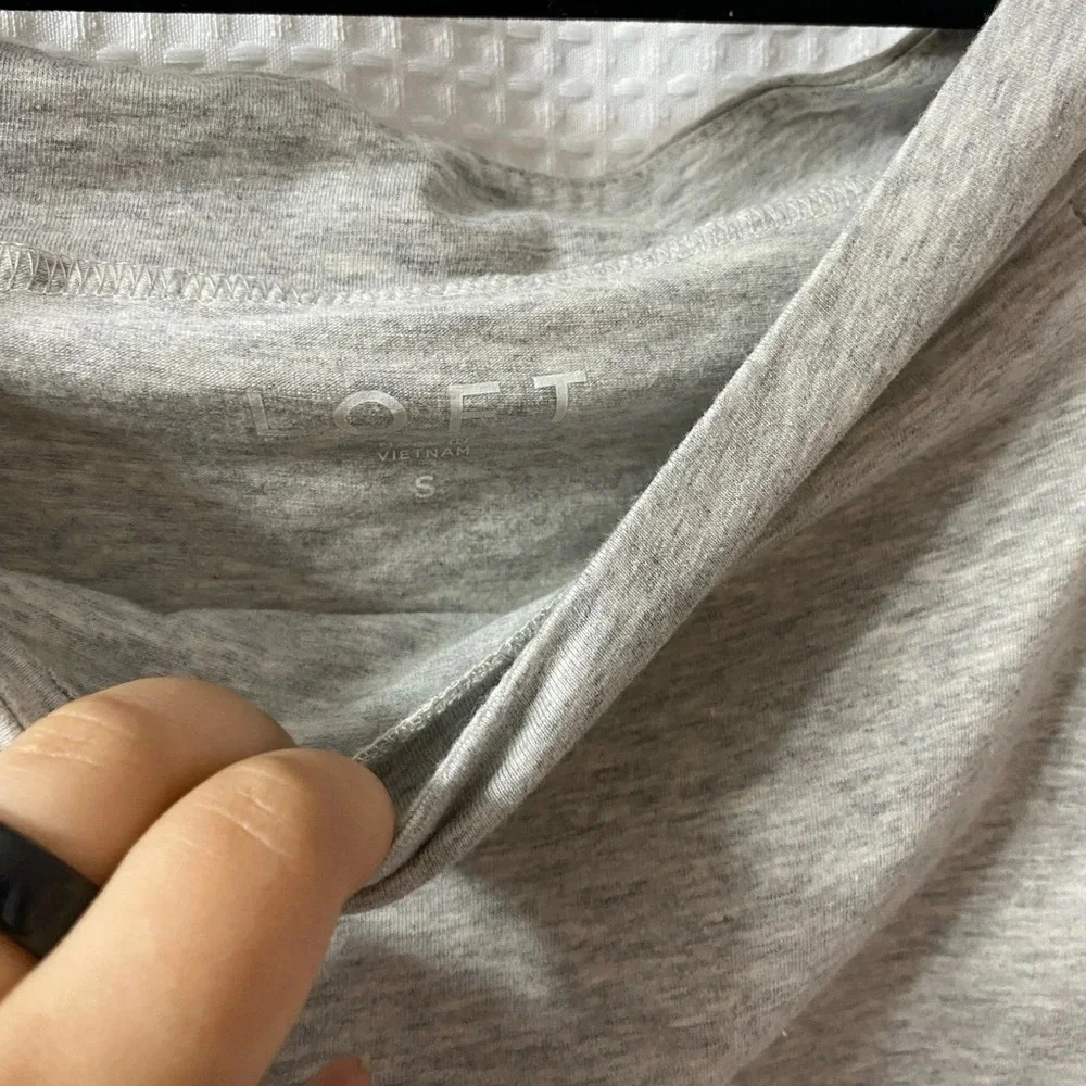 NWOT LOFT Off the Shoulder Knit Top - Picture 3 of 5